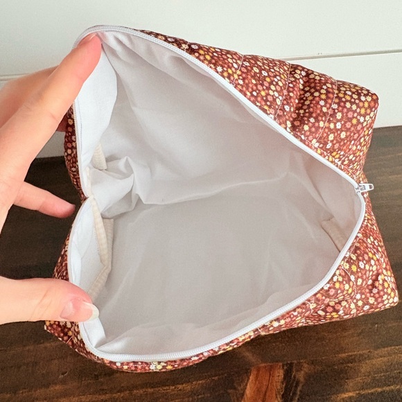 Handmade Flower Print Cosmetic Make Up Bag Sz OS - Picture 4 of 4